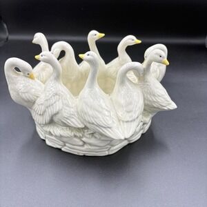 VTG 80's  Holland  Circle Of Geese Duck Mold Bowl Planter  Cottage Core 9"